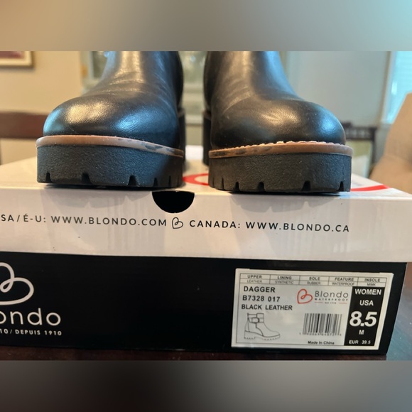 Blondo Dagger Black Leather Ankle Boots with Buckle - Picture 9 of 10